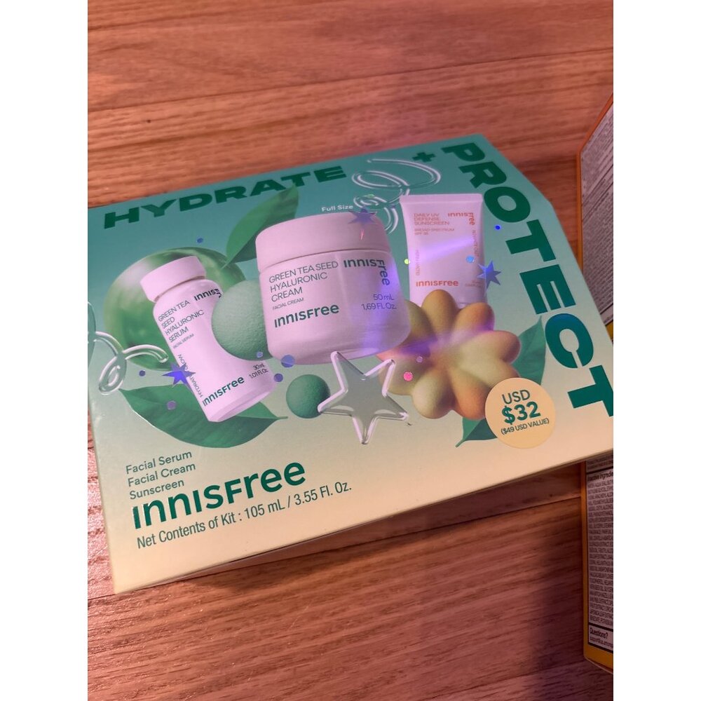 Innisfree Hydrate & Protect Set and 2 Brighten & Protect Sets, new in boxes - Picture 2 of 5